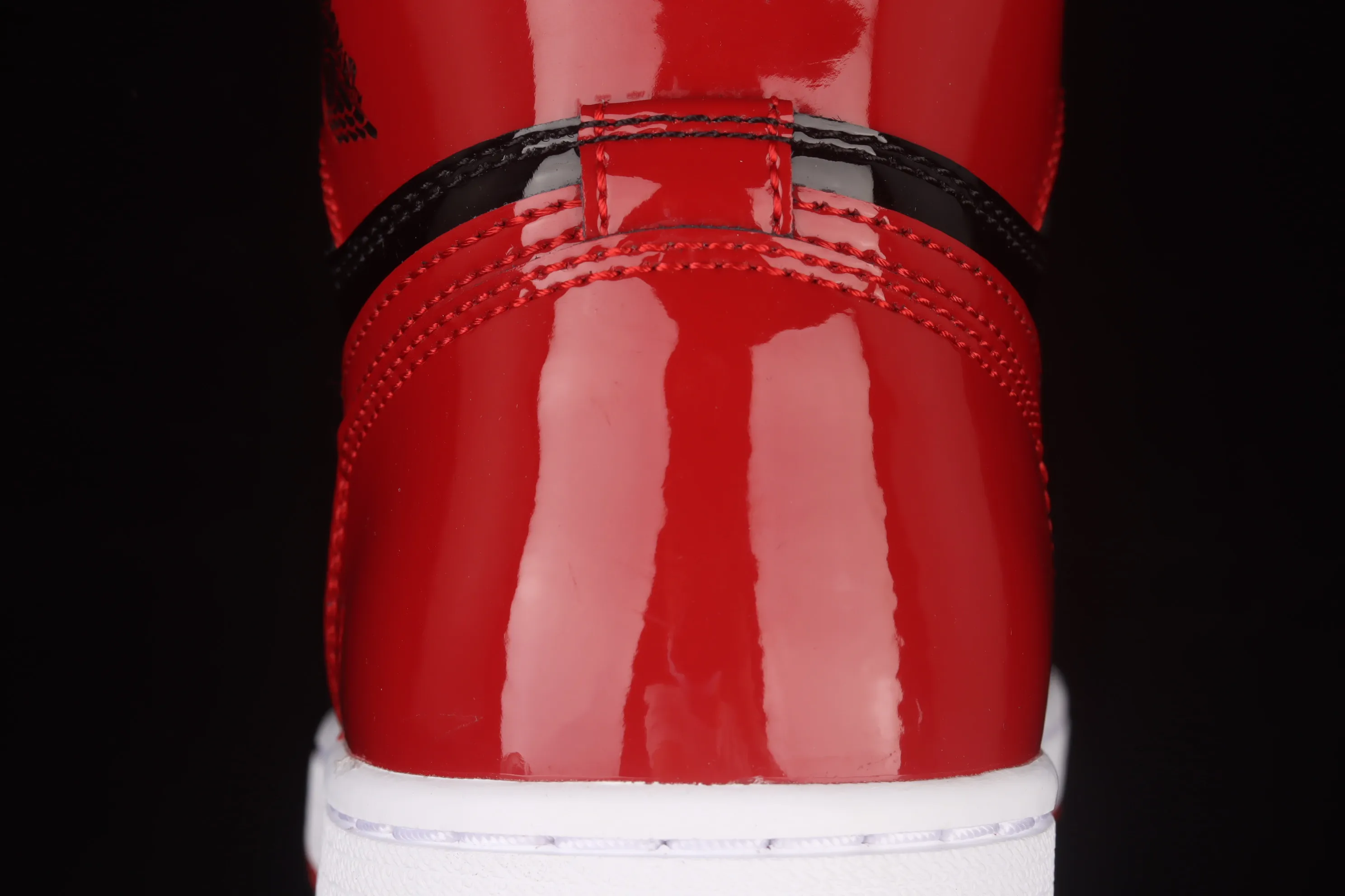 All categories Air Jordan Jordan series basketball shoes Air Jordan 1 High Pure original version Air Jordan 1 High OG "Bred Patent" AJ1 Joe 1 patent leather black and red high-top basketball shoes 575441-063